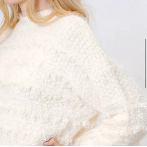 Area Stars Sweater Mock Neck Ivory Textured Faux Fur Fringe Cropped Glam M NEW - Picture 3 of 15